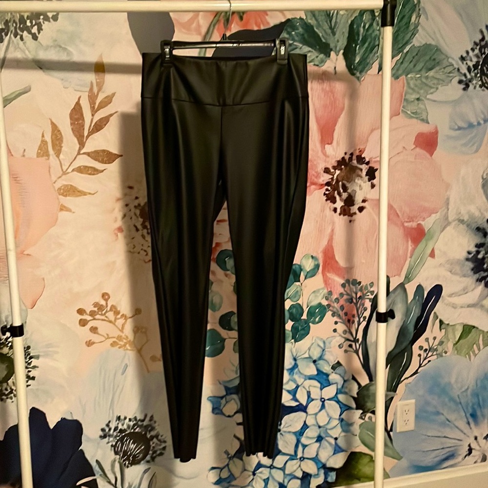 Vicky Vegan Leather Pants